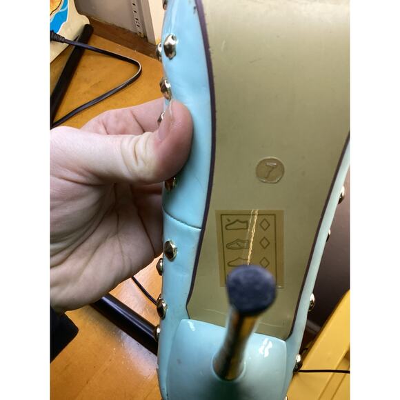 WET SEAL Women's Peep Toe Slip On Stiletto Heels Shoes Size 7 - Picture 6 of 6